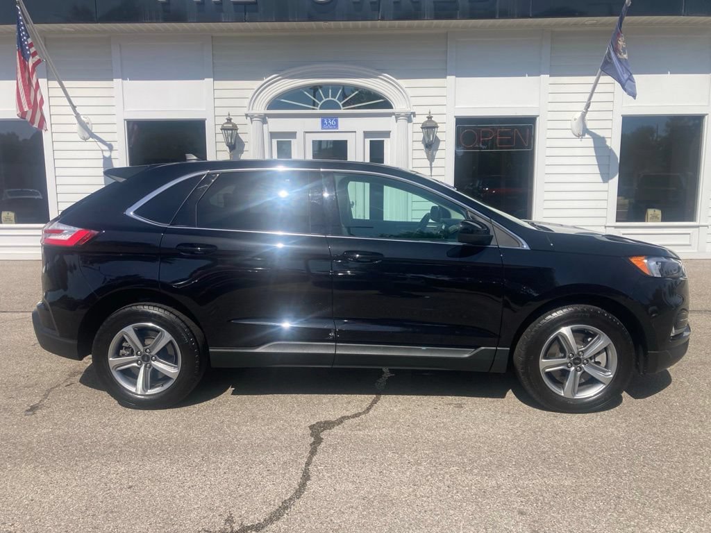 Used 2023 Ford Edge SEL w/ Convenience Package AWD/4WD image 4