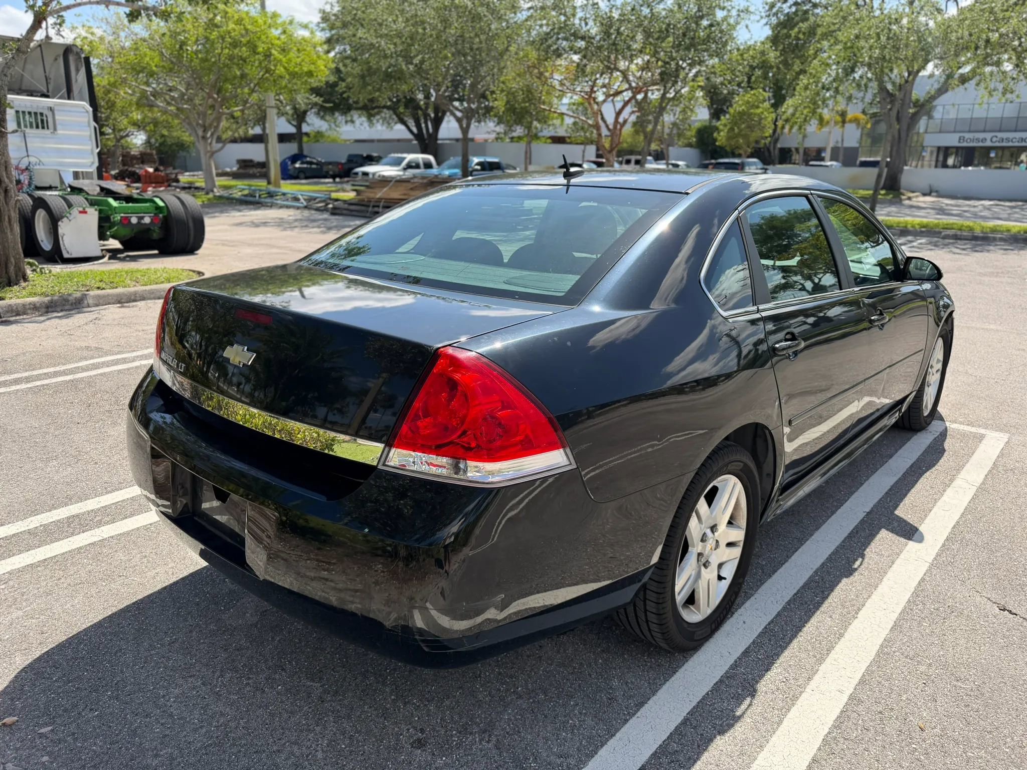 Used 2010 Chevrolet Impala LT w/ Convenience Package FWD image 8