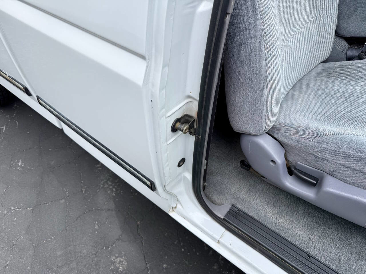 Used 1995 Ford F250 XLT image 49