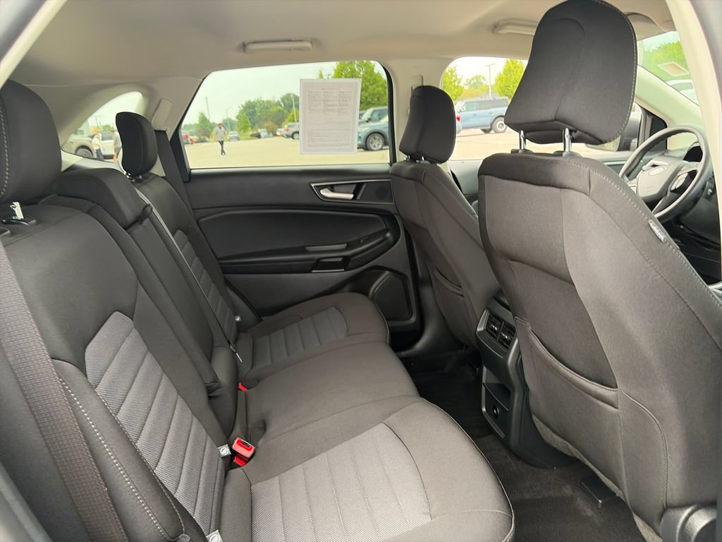 Used 2024 Ford Edge SE AWD/4WD image 29