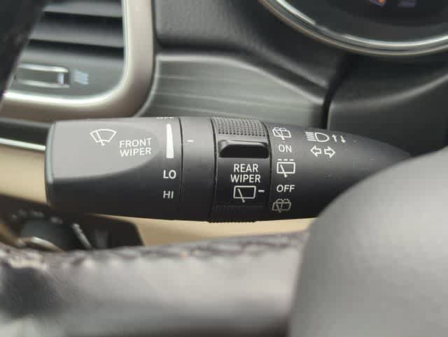 Certified 2020 Jeep Grand Cherokee Limited AWD/4WD image 28