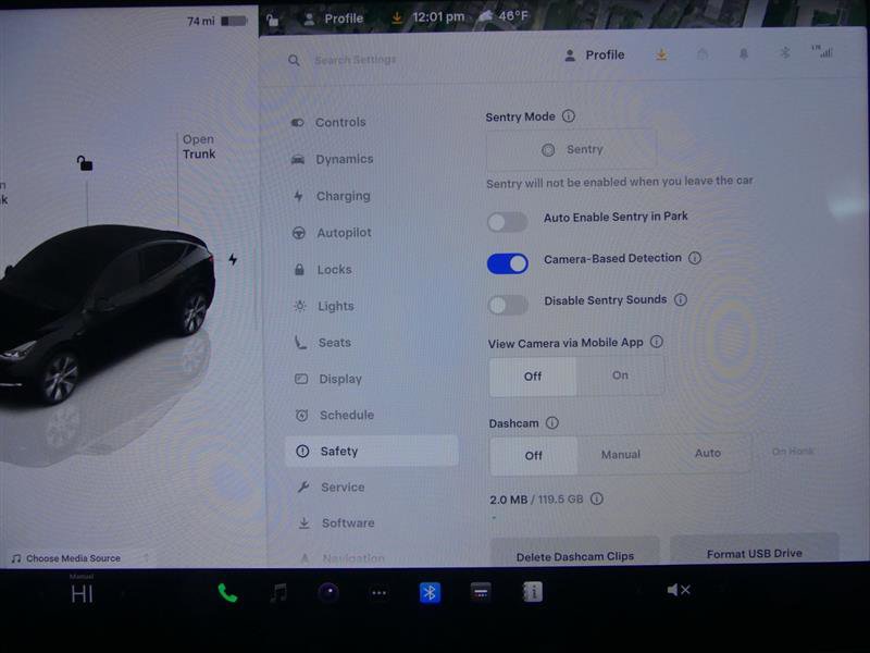 Used 2024 Tesla Model Y 2WD image 14