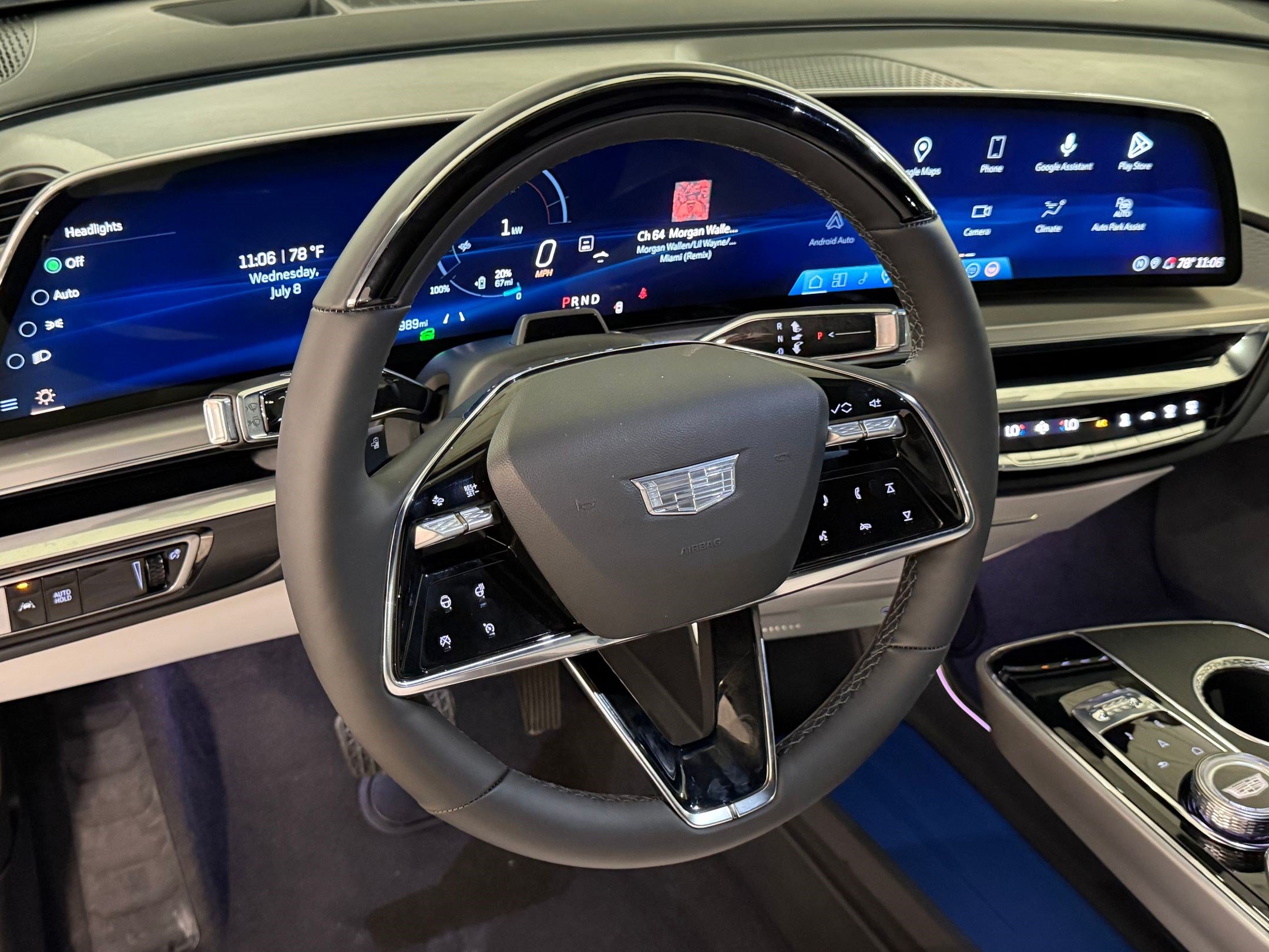 Certified 2024 Cadillac Lyriq Sport RWD image 11