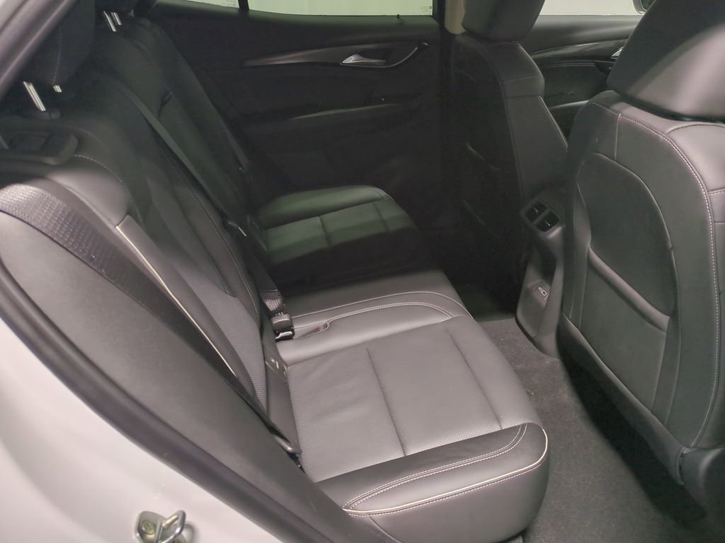 Used 2022 Buick Envision Essence w/ Technology Package I image 24