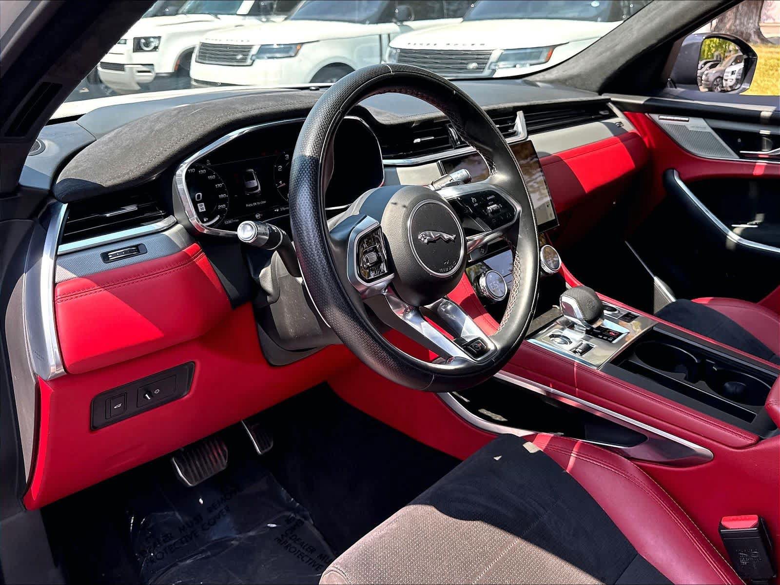 Used 2021 Jaguar F-PACE SVR AWD/4WD image 17
