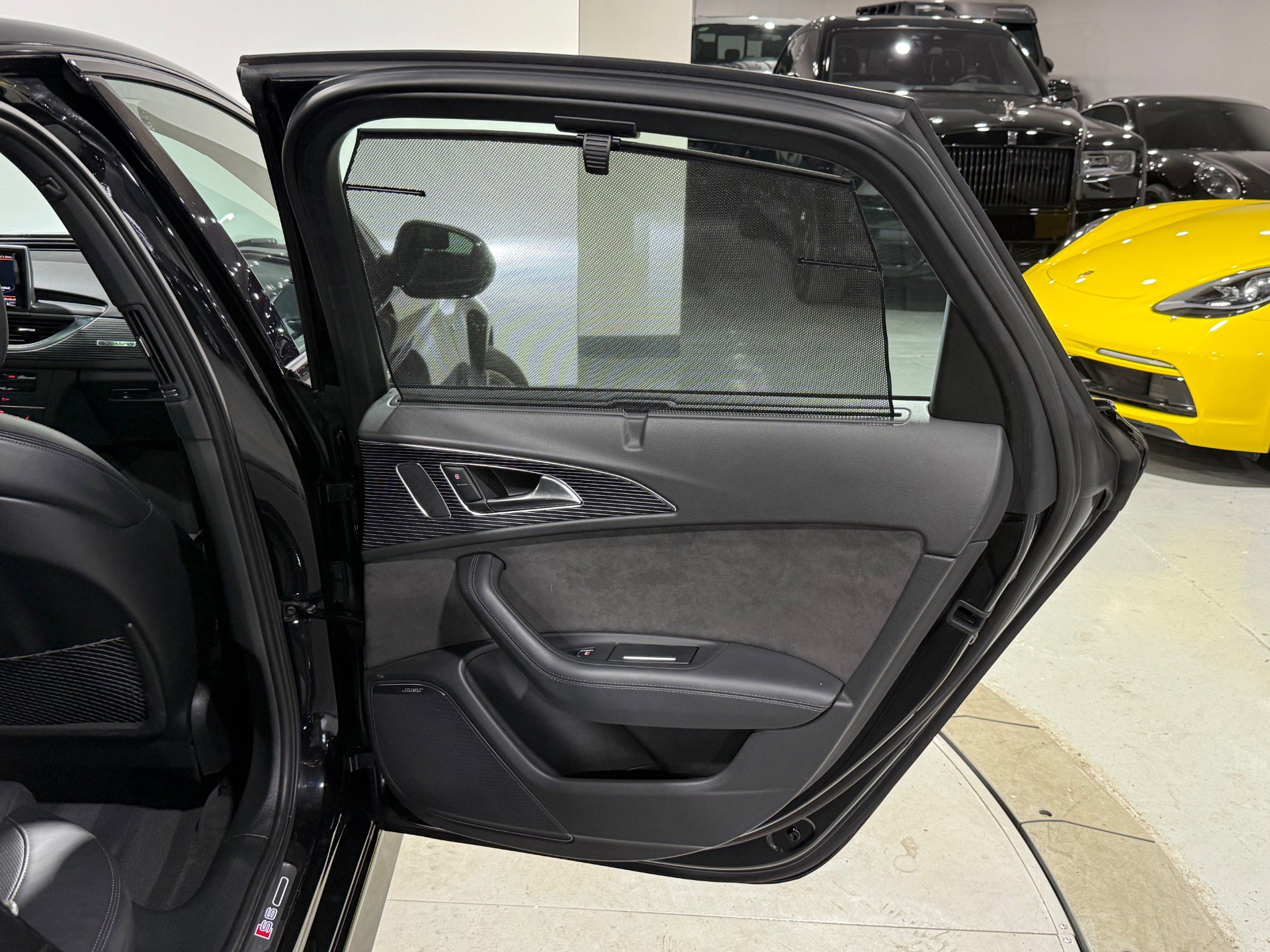 Used 2018 Audi S6 Prestige w/ Prestige Package image 51