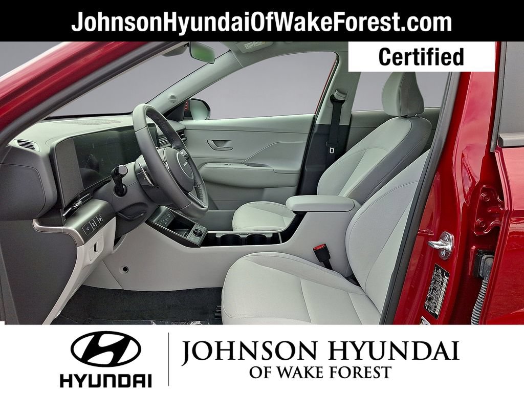 Certified 2025 Hyundai Kona SEL FWD image 11
