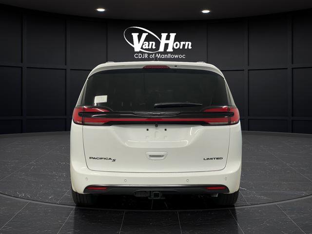 New 2026 Chrysler Pacifica Limited w/ S Appearance Package image 14