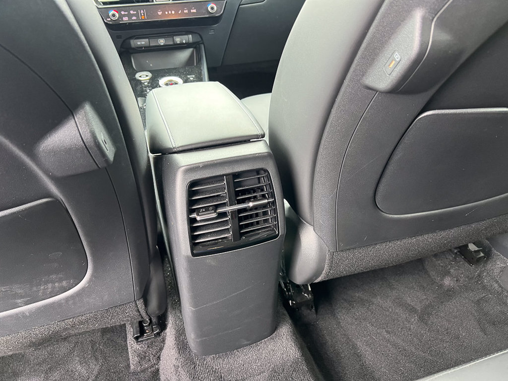 Certified 2024 Kia Niro EX w/ EX Cold Weather Package FWD image 31
