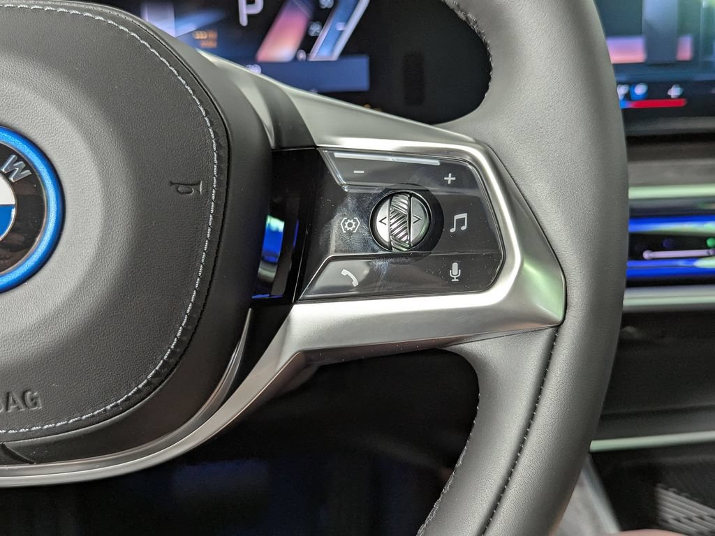 New 2026 BMW i7 xDrive60 AWD/4WD image 27