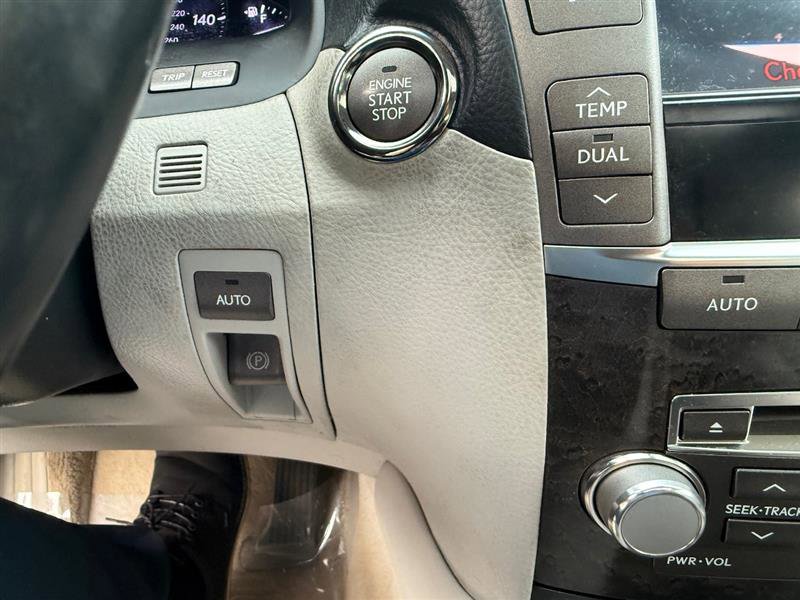 Used 2011 Lexus LS 460 SEDAN w/ Comfort Pkg image 38