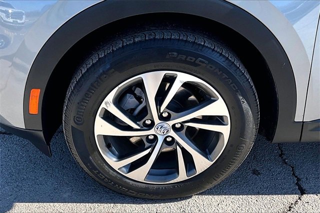 Used 2023 Buick Envision Essence image 34