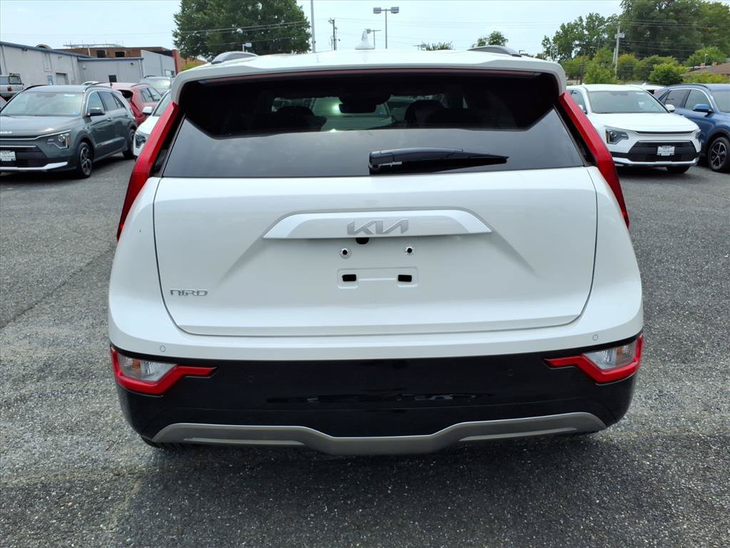 New 2026 Kia Niro Wind w/ Wind Preserve Package FWD image 5