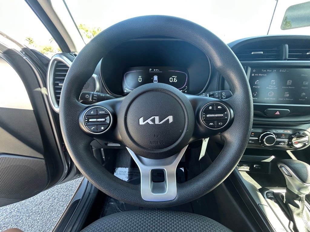Used 2023 Kia Soul LX w/ Option Group 015 image 14