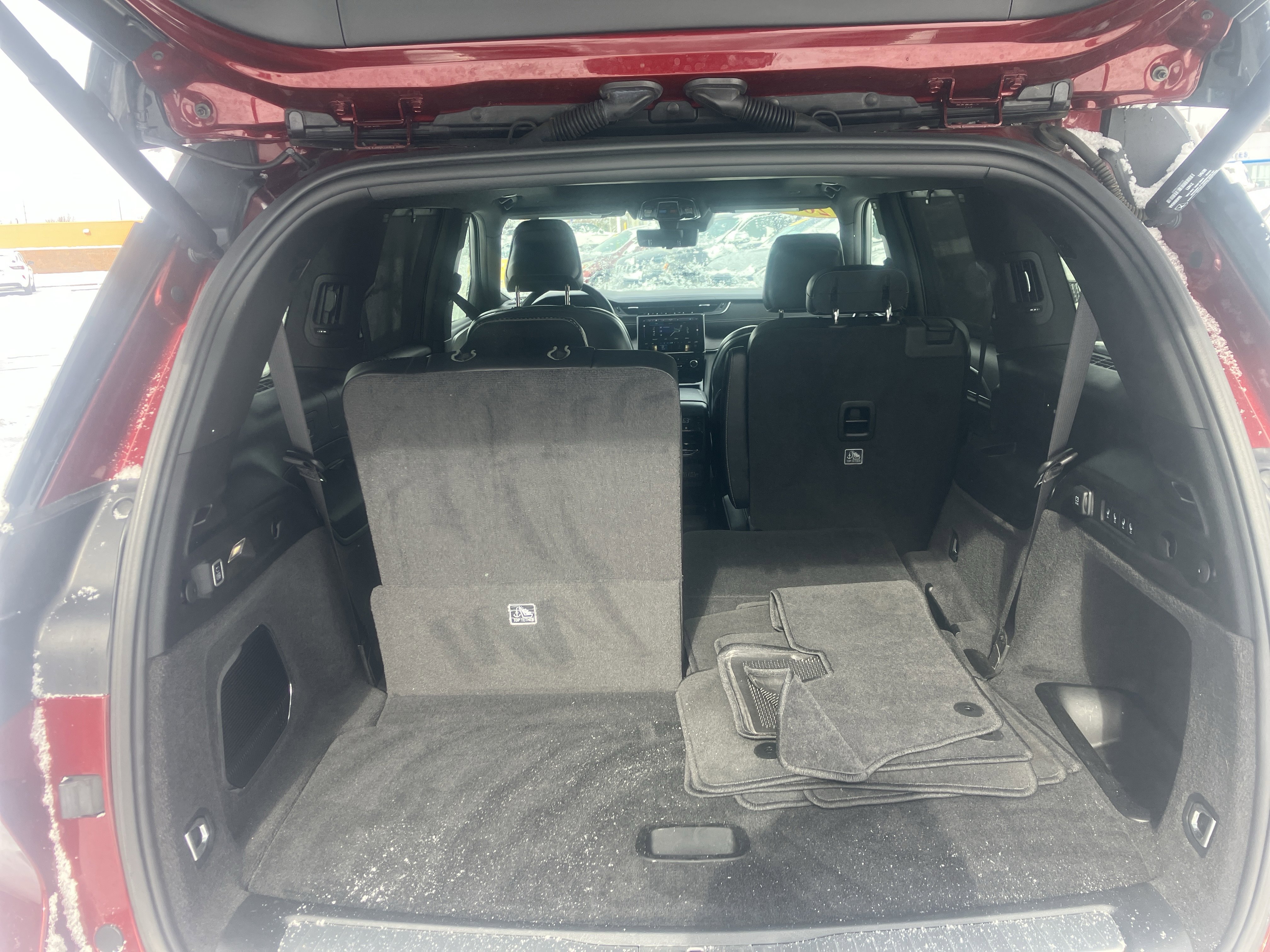 Used 2021 Jeep Grand Cherokee L Overland w/ Luxury Tech Group IV image 13