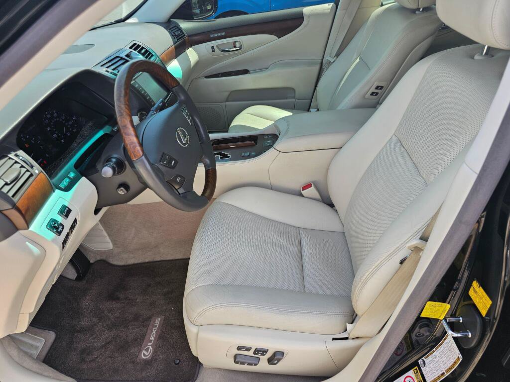 Used 2012 Lexus LS 460 AWD w/ Luxury Value Edition image 20