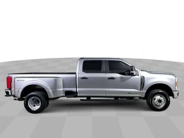 Used 2024 Ford F350 XL AWD/4WD image 9