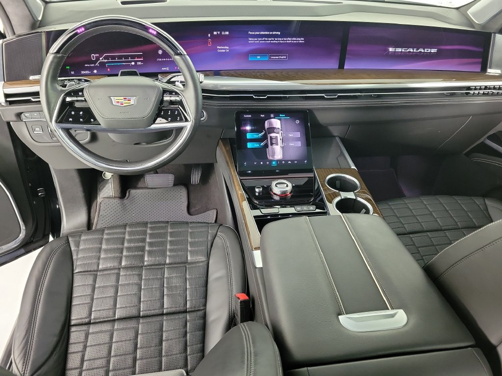 Used 2025 Cadillac Escalade Sport Platinum AWD/4WD image 17