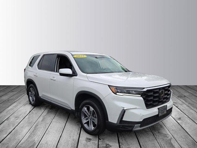 Used 2025 Honda Pilot EX-L image 4