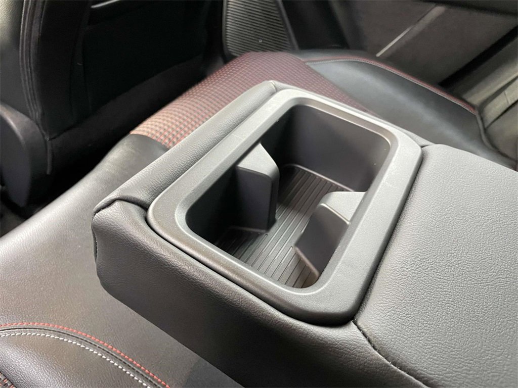 Certified 2025 Nissan Kicks SR w/ Illumination Package image 13