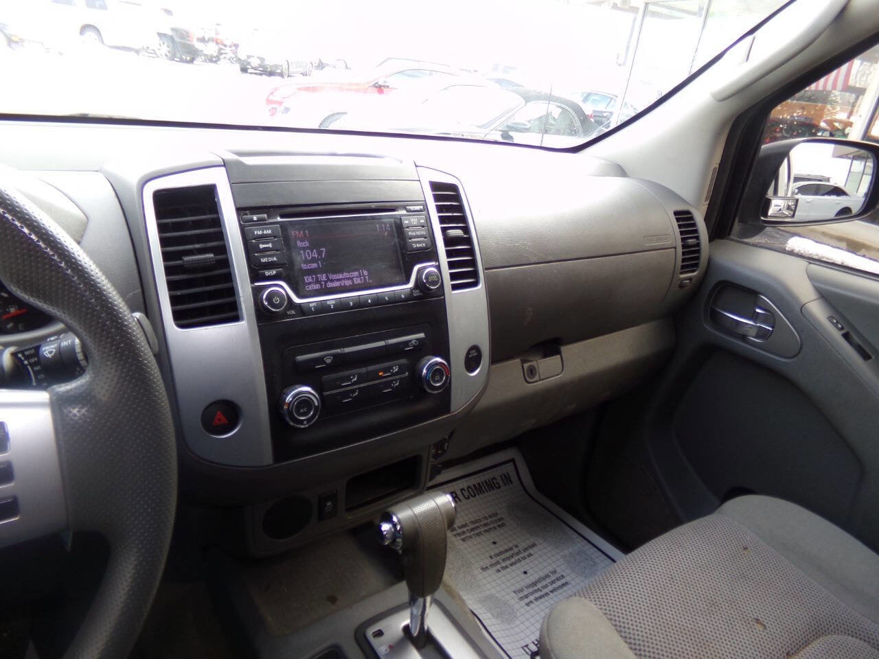 Used 2018 Nissan Frontier SV image 56