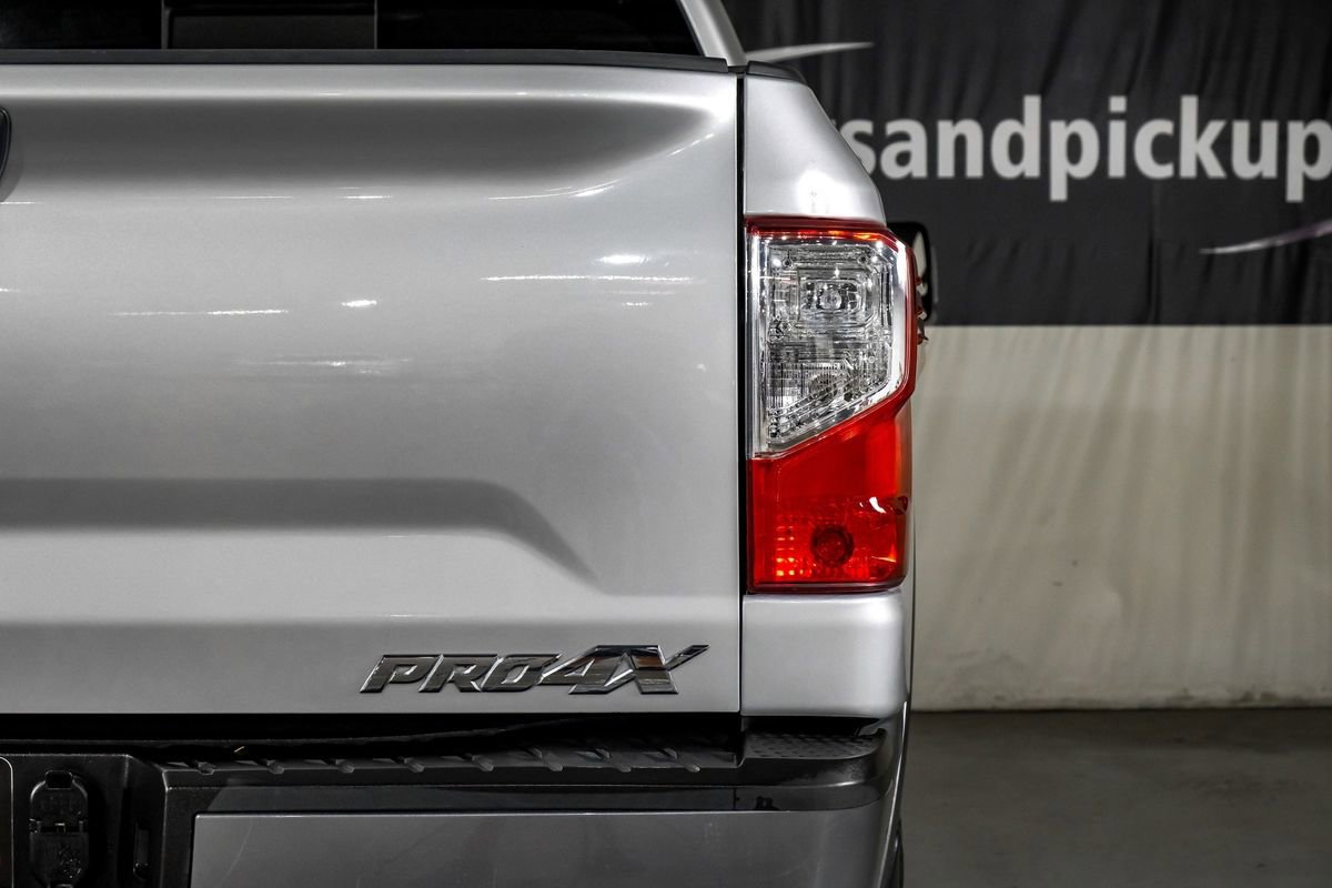Used 2019 Nissan Titan PRO-4X image 42