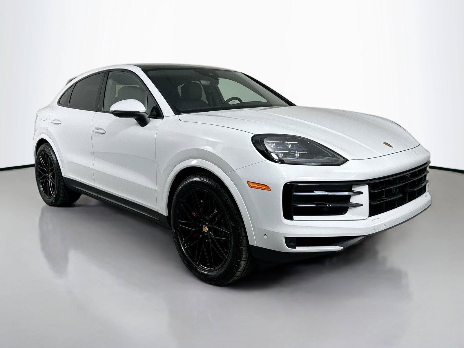 Certified 2025 Porsche Cayenne S AWD/4WD image 9