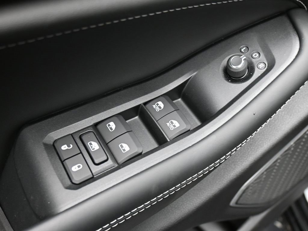 New 2026 Jeep Grand Cherokee Limited image 11