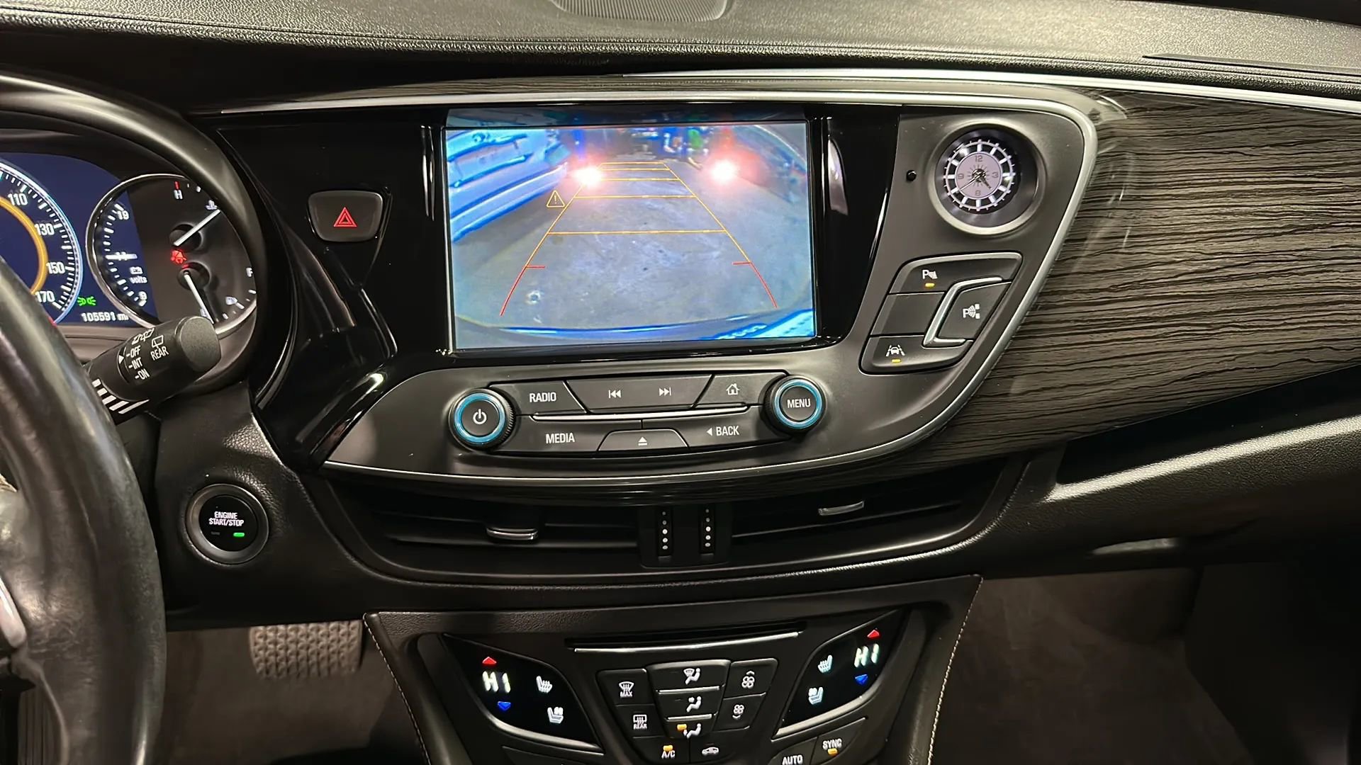 Used 2016 Buick Envision Premium AWD/4WD image 23