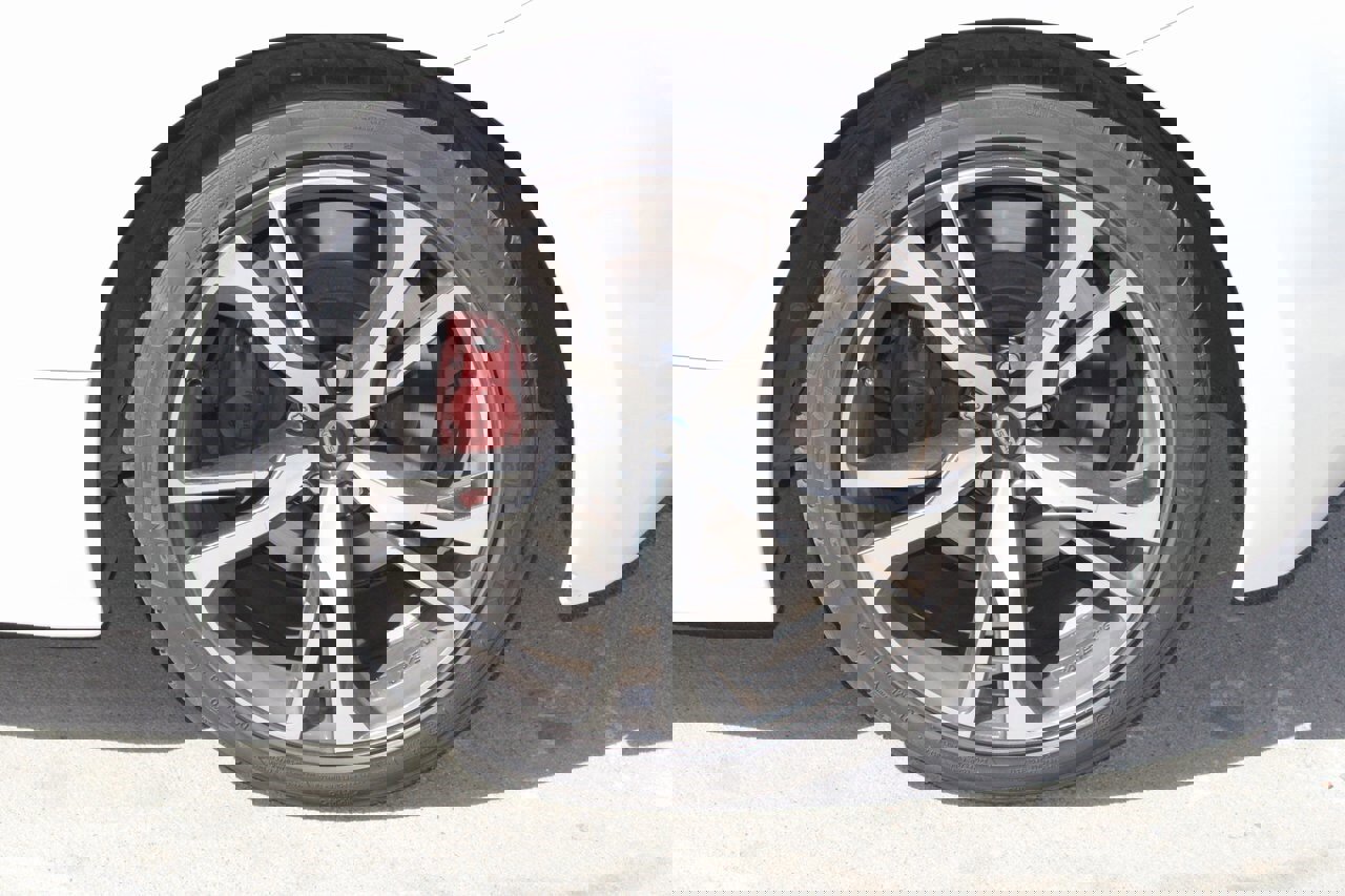 Used 2020 Nissan 370Z Touring Sport image 26