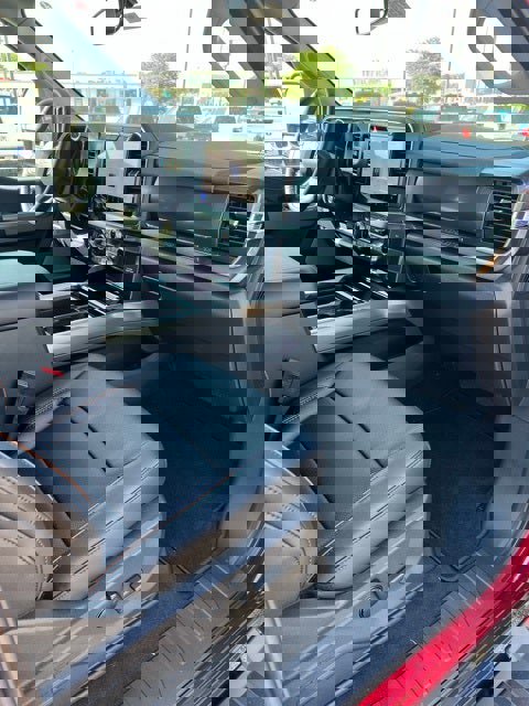 New 2025 Ford F250 Lariat w/ Black Appearance Package image 16