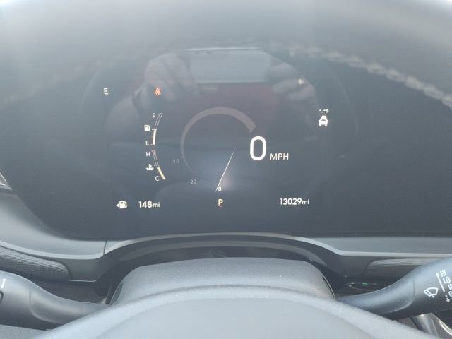 Used 2025 Buick Envista Avenir image 35