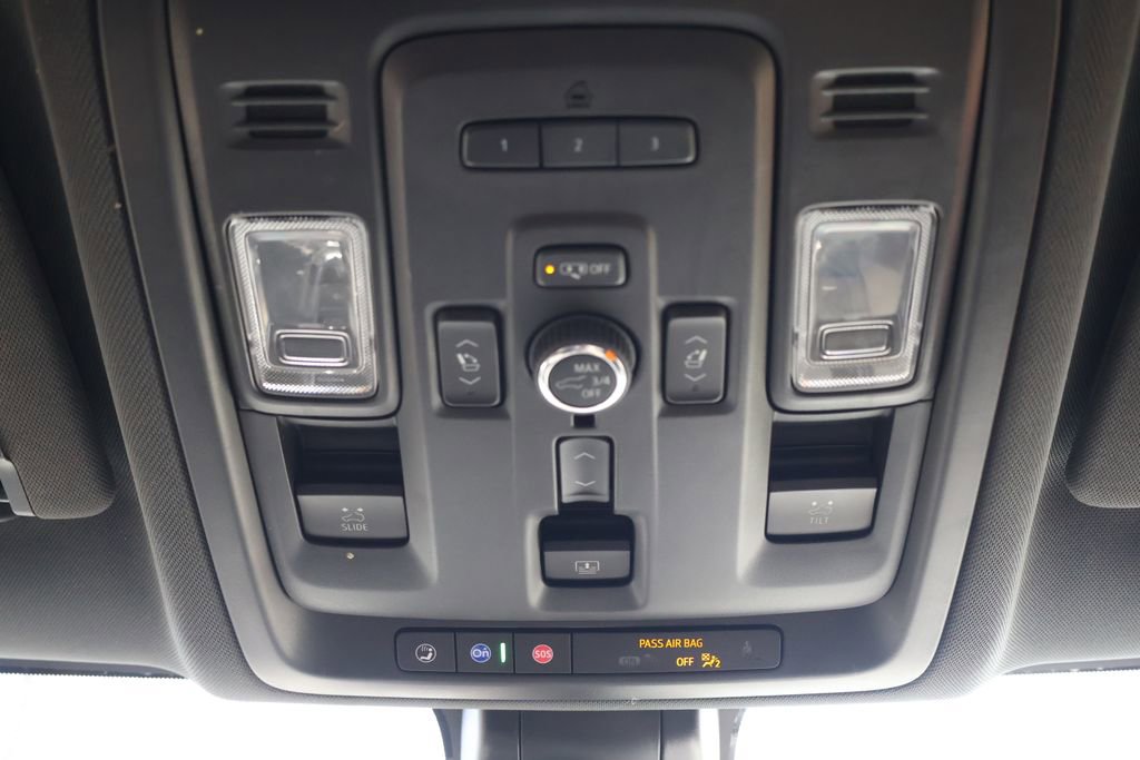 Used 2022 Chevrolet Tahoe High Country image 24