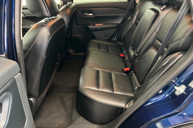 Used 2026 Nissan Rogue SL AWD/4WD image 21