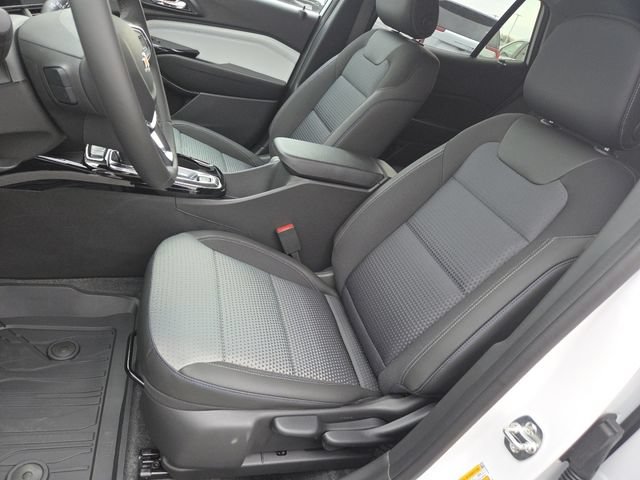 New 2026 Chevrolet Trax LT w/ Driver Confidence Package FWD image 27