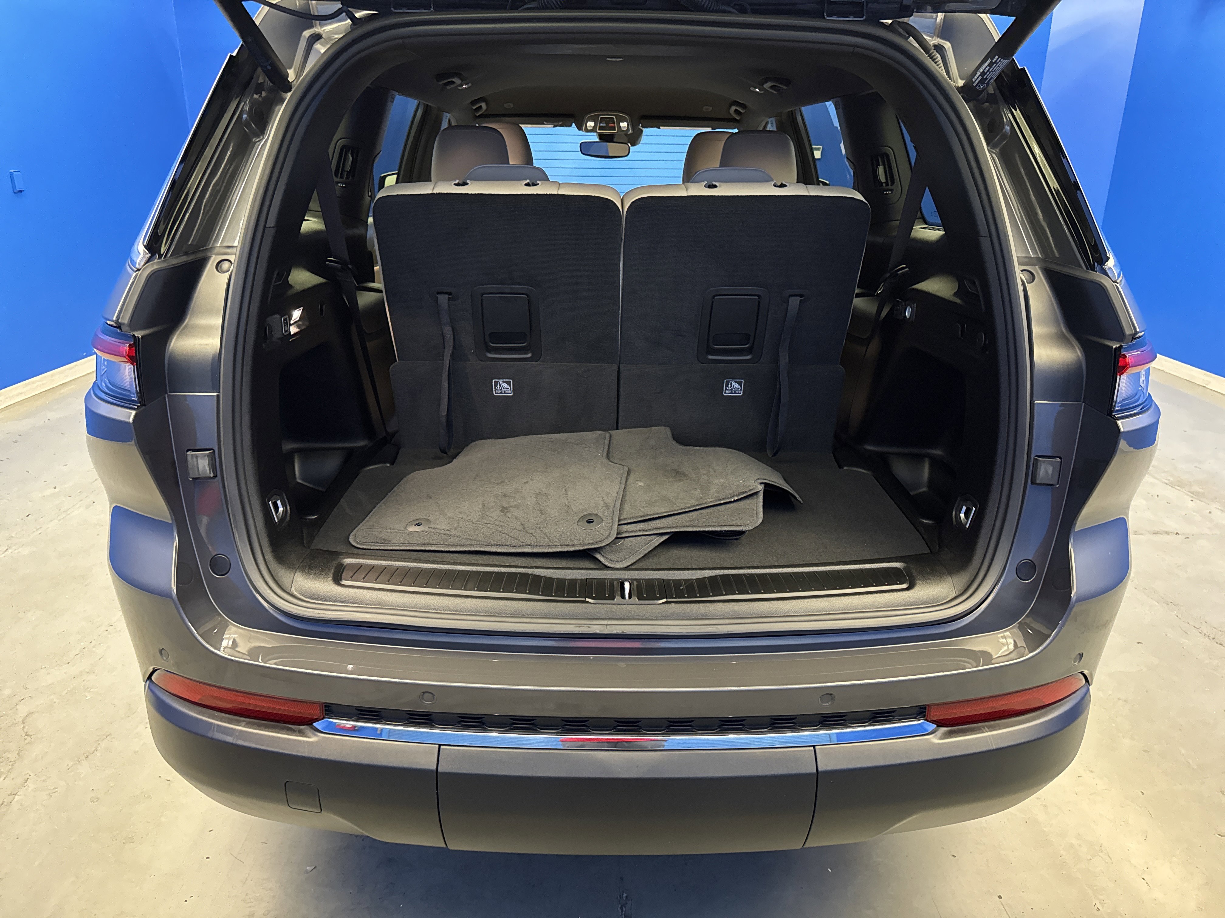 Used 2023 Jeep Grand Cherokee L Limited image 29