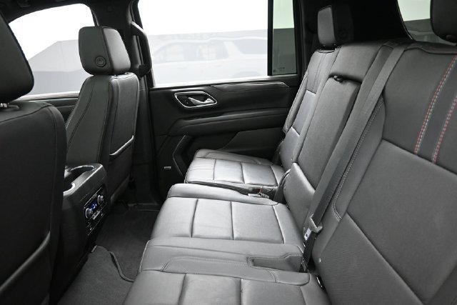 Used 2024 Chevrolet Suburban RST w/ Luxury Package AWD/4WD image 24