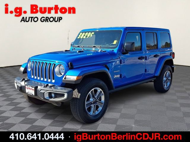 Used 2023 Jeep Wrangler Sahara w/ Cold Weather Group image 3