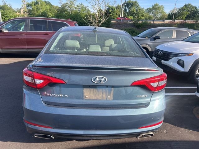 Used 2015 Hyundai Sonata Sport w/ Option Group 04 FWD image 4