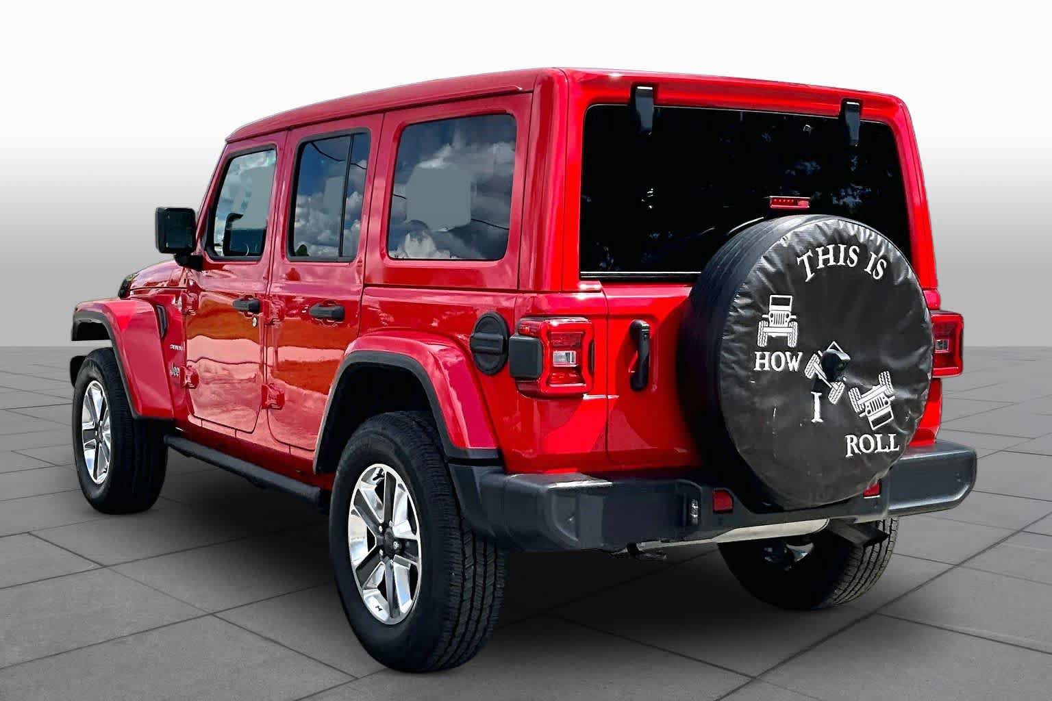 Used 2021 Jeep Wrangler Unlimited Sahara AWD/4WD image 11