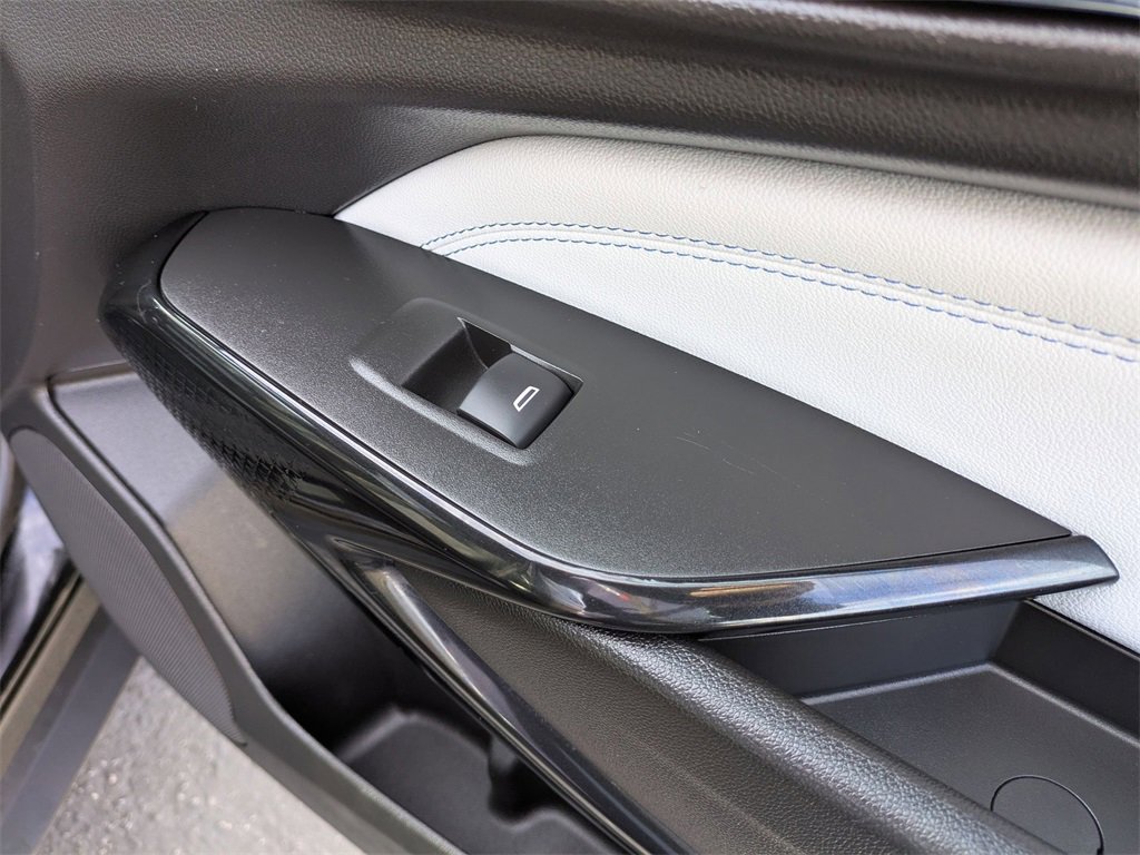 Used 2025 Chevrolet Trax LT w/ LT Convenience Package image 35