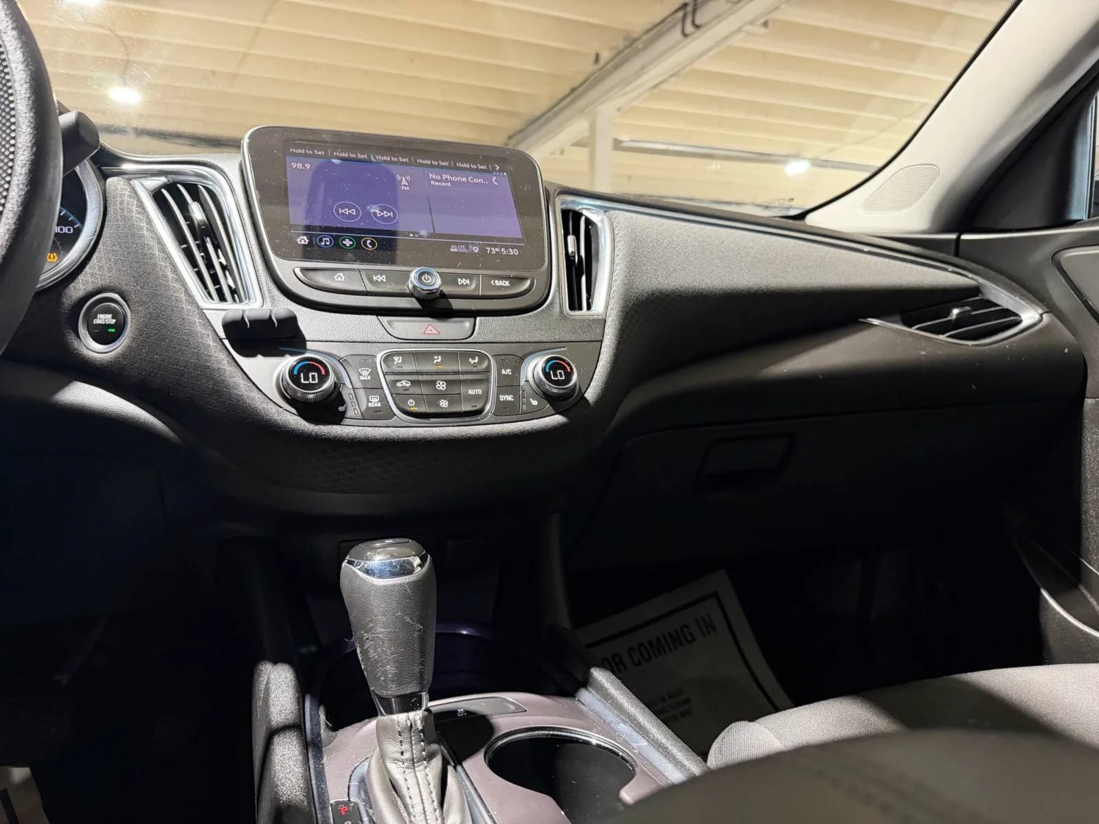 Used 2019 Chevrolet Malibu LT FWD image 14