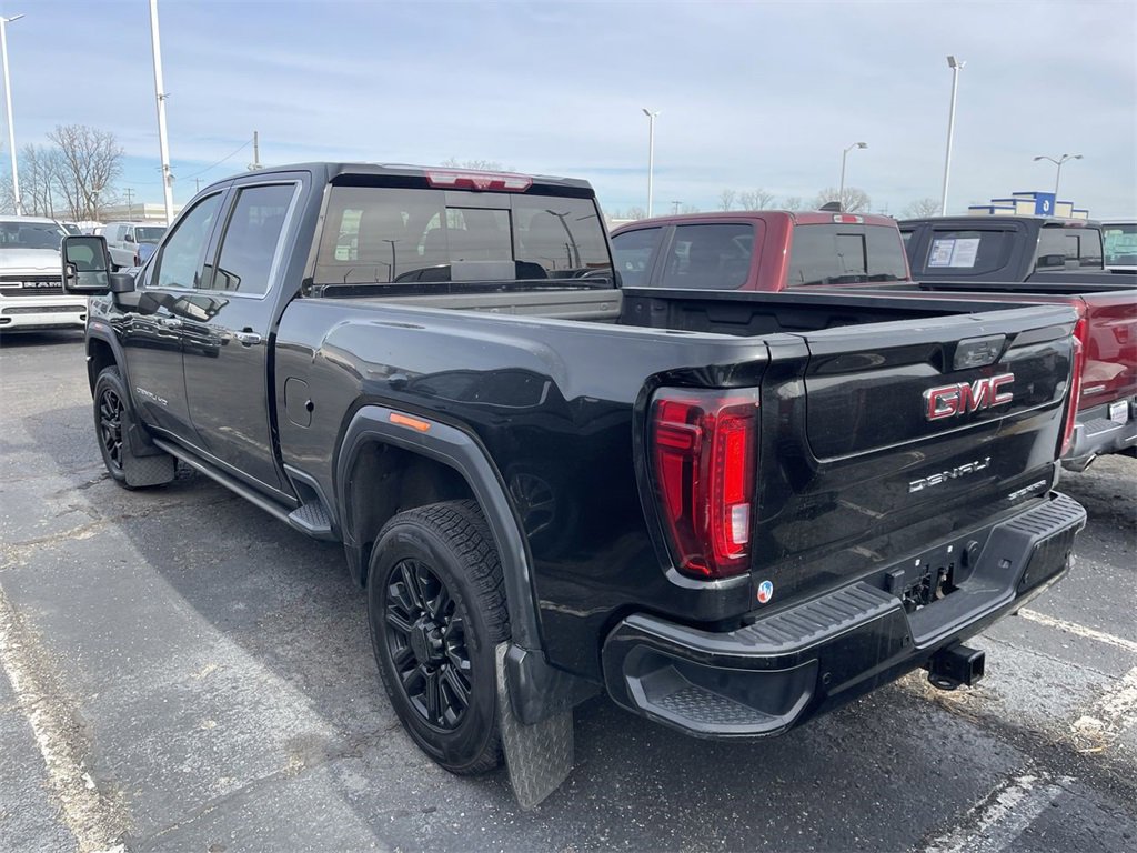 Used 2022 GMC Sierra 2500 Denali w/ Denali Black Diamond Edition image 6