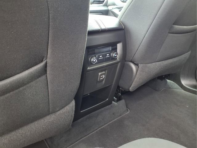 Certified 2021 Chevrolet Traverse LT image 20