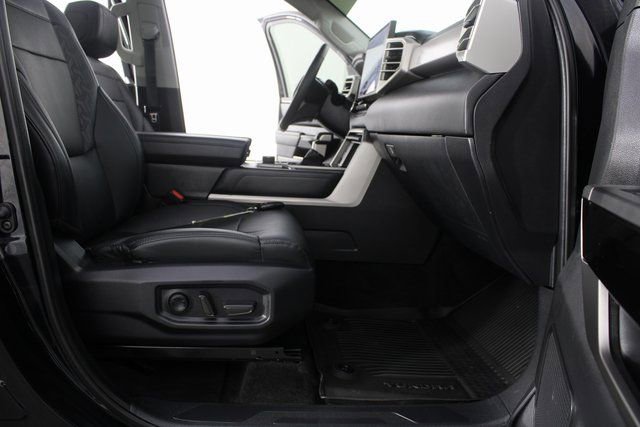 Used 2024 Toyota Tundra Limited image 23