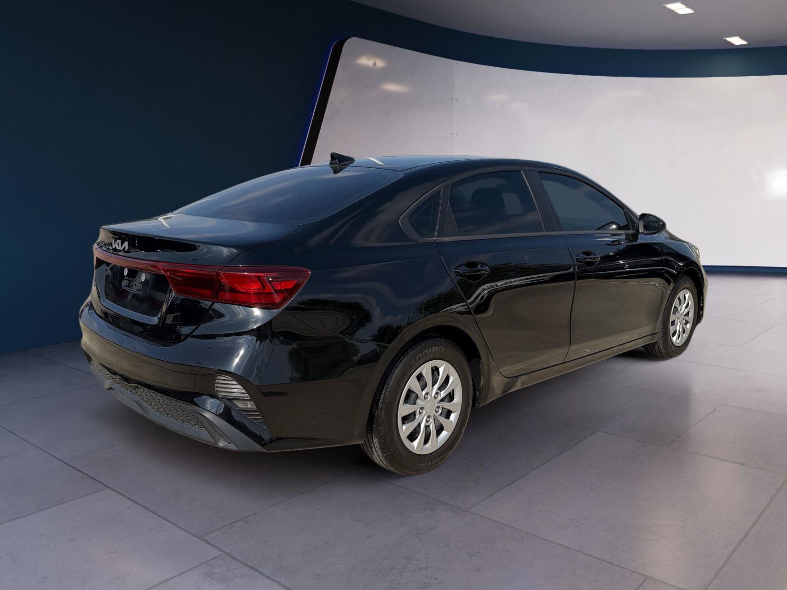 Used 2024 Kia Forte LX image 5