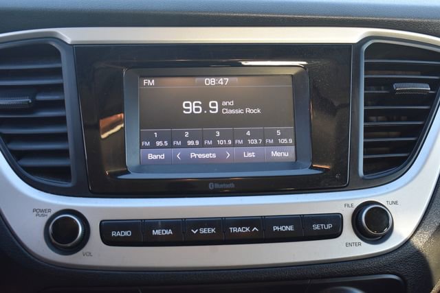 Used 2022 Hyundai Accent SE image 24