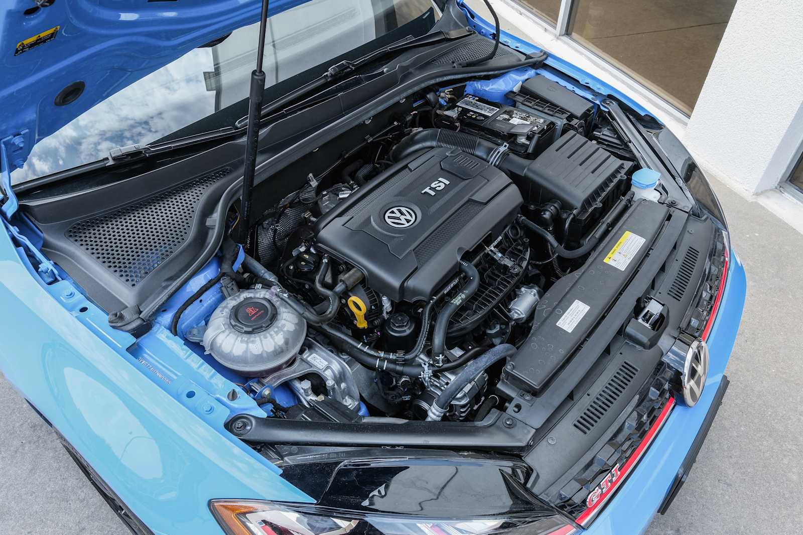 Used 2021 Volkswagen GTI Autobahn FWD image 53