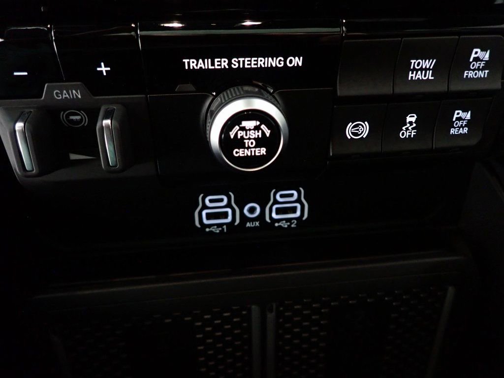 Used 2025 RAM 3500 Laramie w/ Night Edition image 32