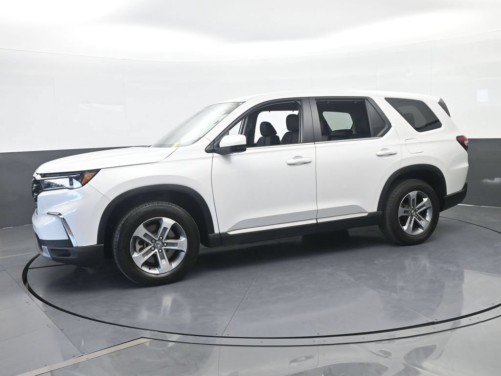 Used 2025 Honda Pilot EX-L image 2